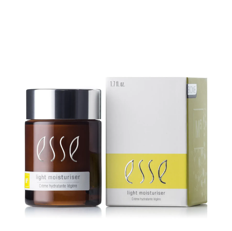 Легкий увлажняющий крем для жирной и комбинированной кожи Esse Core Light Moisturiser M5