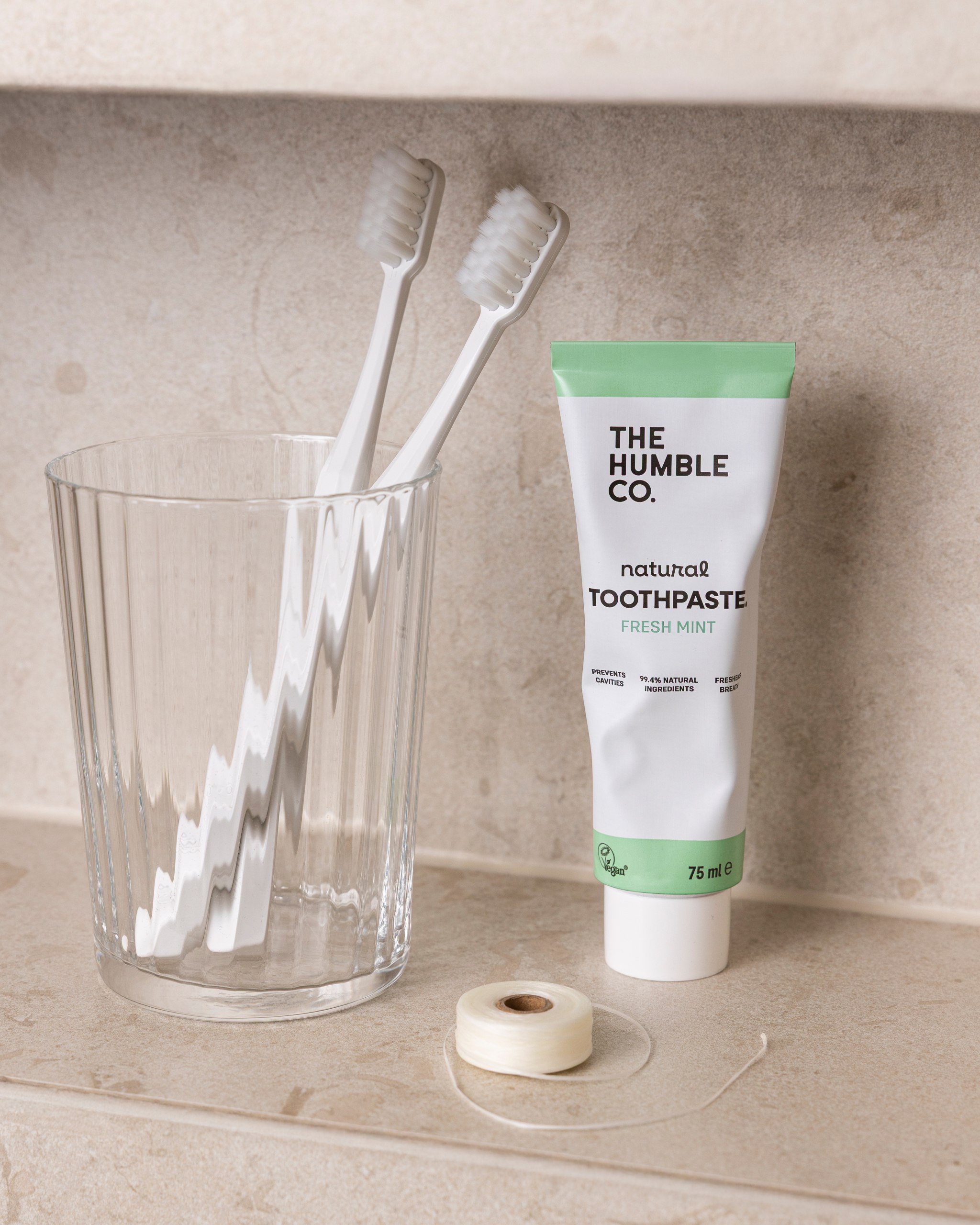 Зубна паста з фтором зі смаком м’яти, The Humble Co./1