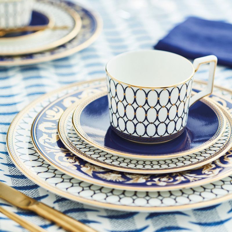 Блюдце золотого цвета Renaissance, Wedgwood/1