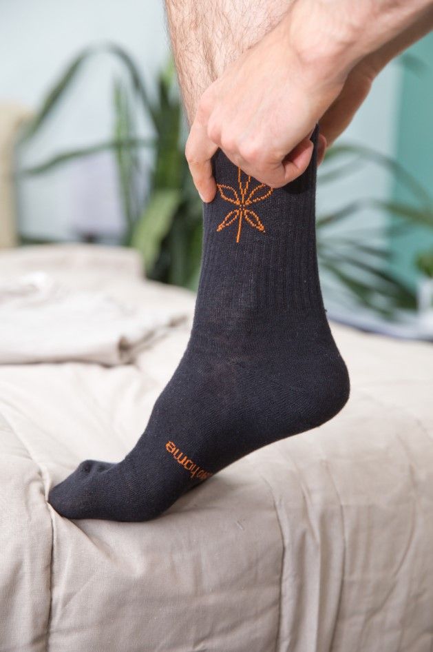 Носки конопляные черные высокие DevoHome,  /1