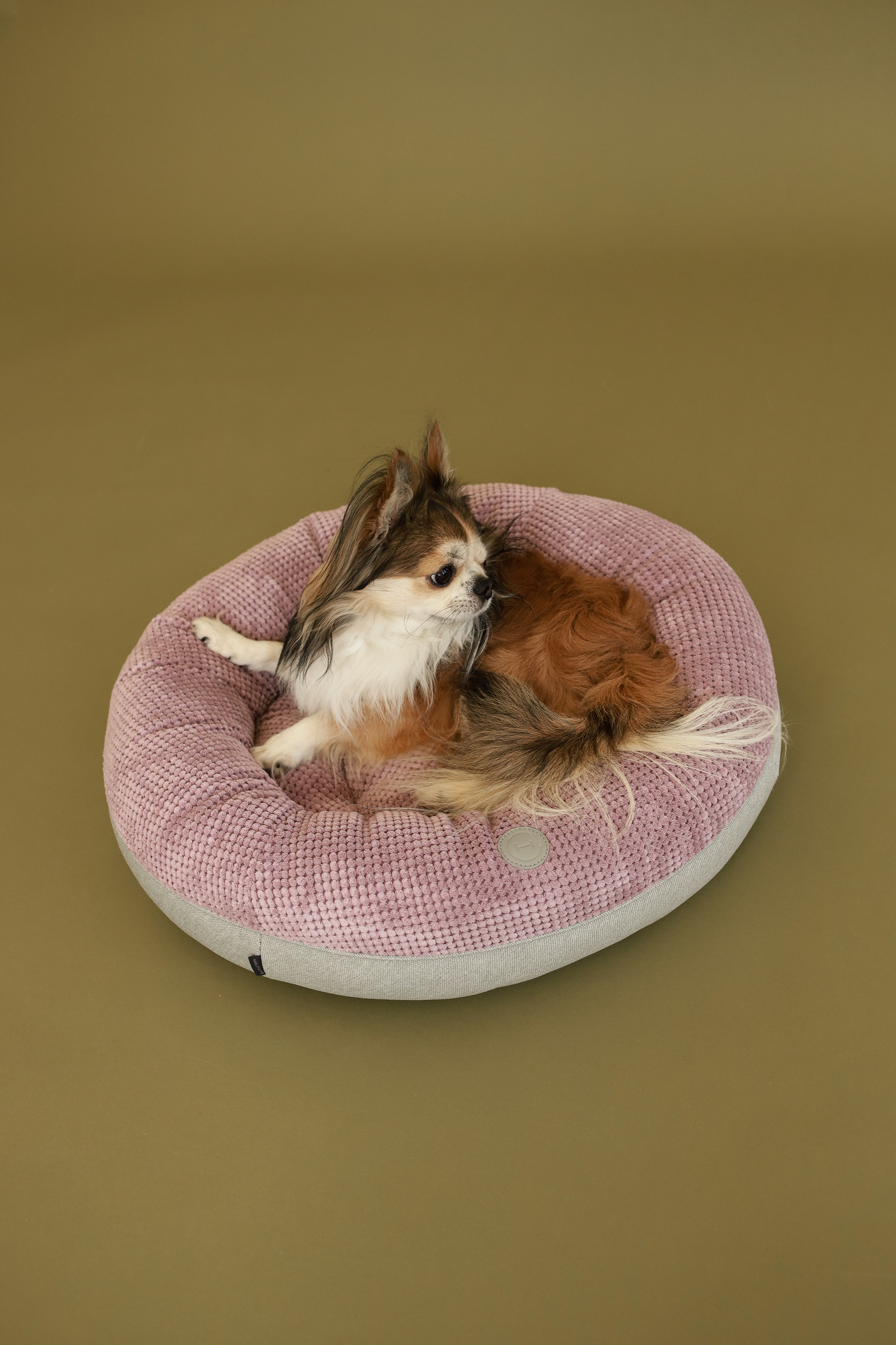 Овальний лежак Bagel Pink, Harley and Cho/5