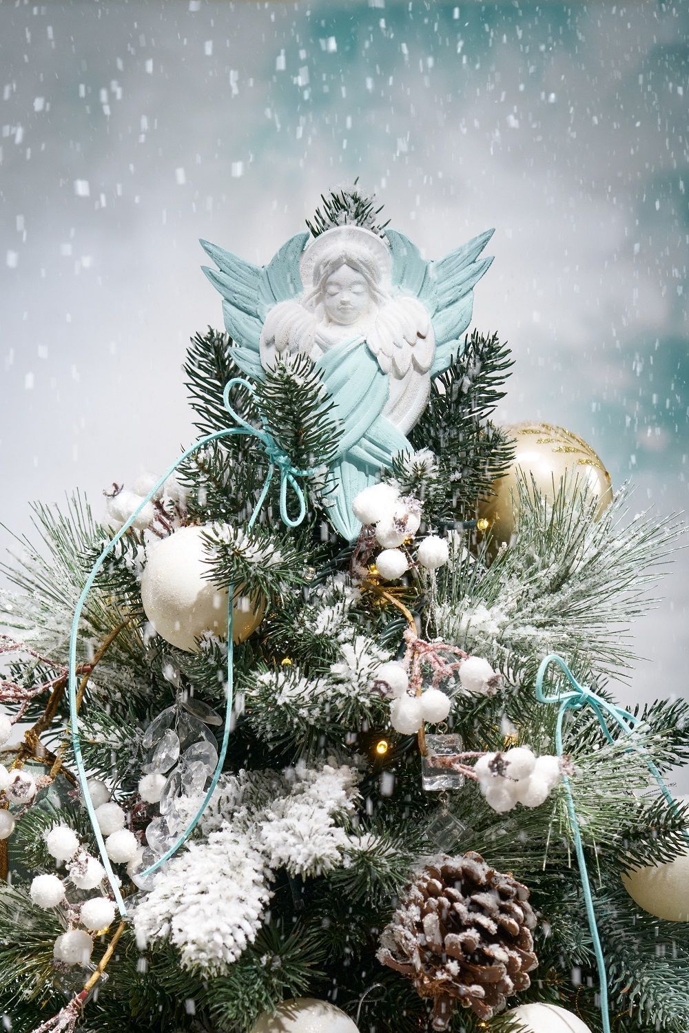 Новорічна благодійна іграшка "Серафим"/1