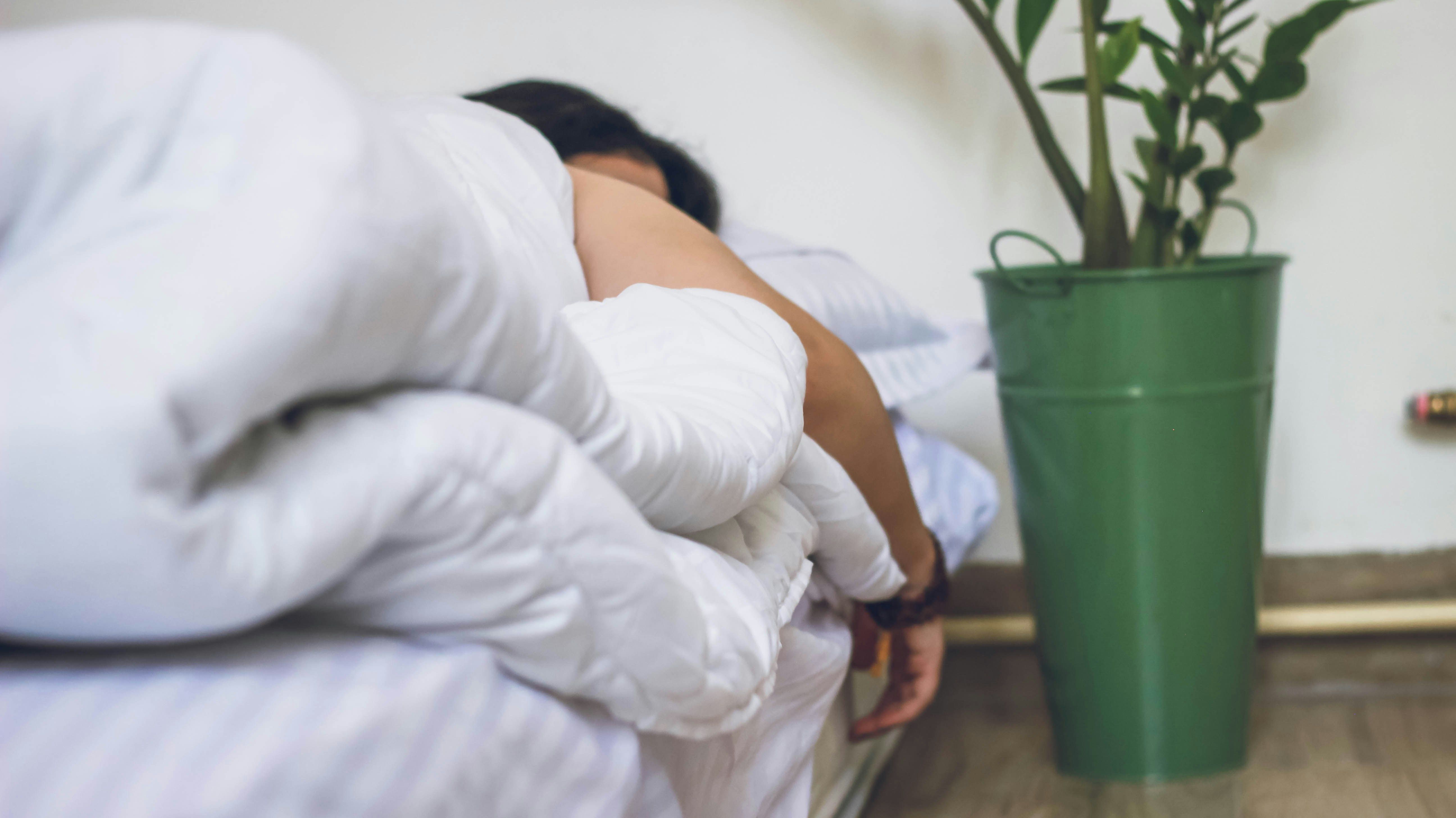 10 неочевидных советов по улучшению качества сна в условиях стресса