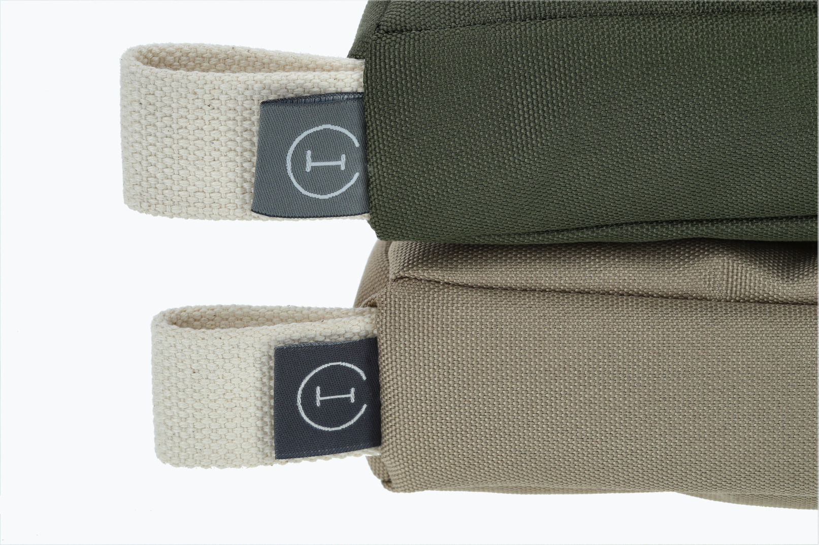 Подушка Simple Olive, Harley and Cho /4