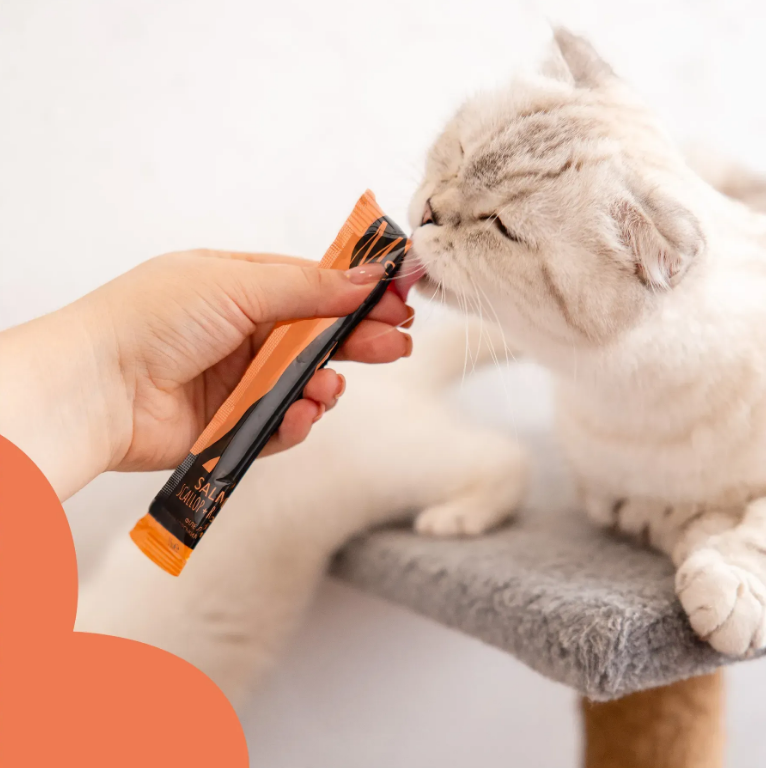 Ласощі кремові для котів Creamy superfood SALMON WITH SCALLOP AND RED CAVIAR FOR CATS у вигляді кремоподібного пюре філе лосося з морським гребінцем та червоною ікрою Mavsy/4