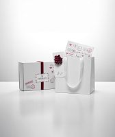 Праздничная упаковка Glossary магазин Glossary 