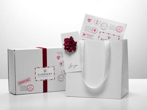 Праздничная упаковка Glossary магазин Glossary 
